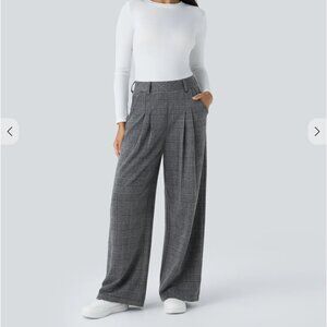 HALARA Grey houndstooth medium NWT